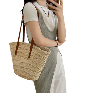 ¡Novedad <span class=keywords><strong>de</strong></span> 2025! Bolsos <span class=keywords><strong>de</strong></span> hombro informales tejidos <span class=keywords><strong>de</strong></span> paja, diseño <span class=keywords><strong>de</strong></span> retazos <span class=keywords><strong>de</strong></span> gran capacidad, hilo <span class=keywords><strong>de</strong></span> coser <span class=keywords><strong>de</strong></span> alta calidad, cremallera, Fiesta en la playa suave - Product Image 4