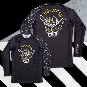 Rashguard dégradé à manches longues pour femmes avec protection UV pour le cardio Crossfit MMA - Product Image 3