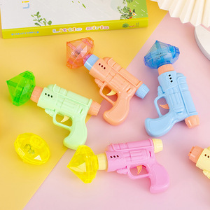 Ensemble de toupies pistolets lumineuses en plastique pour enfants de 5 à 7 ans, unisexe, avec fonction lumineuse pour jouer la nuit - Product Image 4