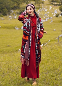 Donna autunno nuovo Design a maniche lunghe bohémien Jacquard stile <span class=keywords><strong>lungo</strong></span> Vintage maglione Casual <span class=keywords><strong>rosso</strong></span> <span class=keywords><strong>Cardigan</strong></span> con nappe - Product Image 2