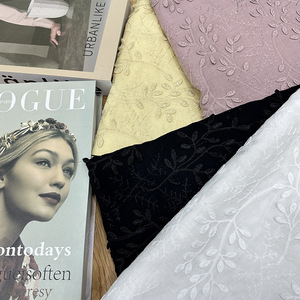 中国供应商定制100%纯棉柔软花卉白色3D叶子雪纺刺绣面料，用于女式服装 - Product Image 6