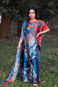 Abito Africano alla Moda con Stampa e Sciarpa, Vestito Lungo Taglie Forti, Abiti Africani in Offerta - Product Image 3
