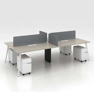 Scrivania Modulare per Ufficio, Tavolo per 4 Persone con Gambe in Acciaio e Piano in Legno per Aziende - Product Image 4