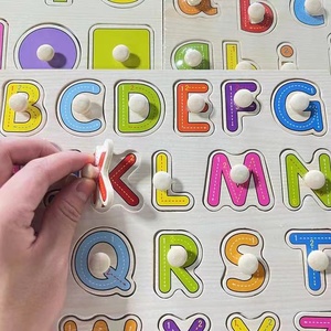 Giocattoli <span class=keywords><strong>montessori</strong></span> alfanumerici in legno giocattoli <span class=keywords><strong>di</strong></span> educazione precoce puzzle a mano - Product Image 5
