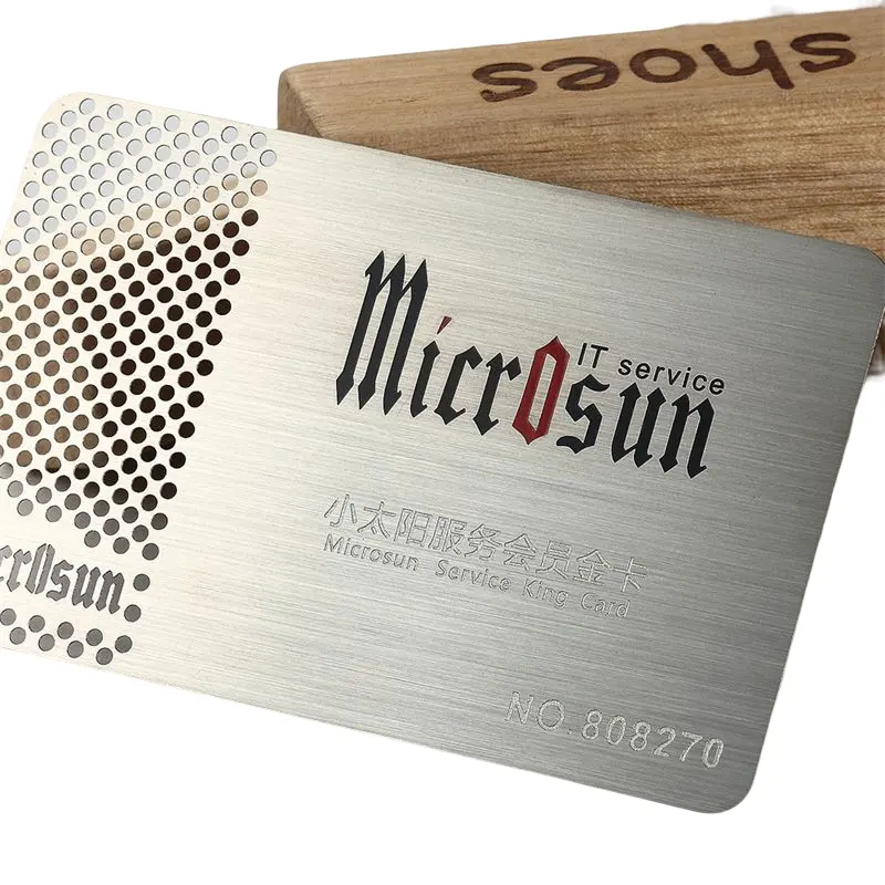 금속 카드 고급 신용 카드 크기 선물 레이저 조각 로고가있는 금속 비즈니스 거래 카드