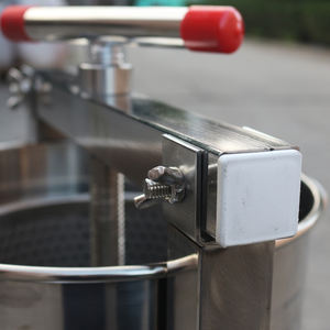 Machine de pressage de cire <span class=keywords><strong>à</strong></span> <span class=keywords><strong>miel</strong></span>, outils d'apiculture, presseur de cire <span class=keywords><strong>à</strong></span> <span class=keywords><strong>miel</strong></span> manuel en acier inoxydable, Machine de pressage de cire <span class=keywords><strong>à</strong></span> <span class=keywords><strong>miel</strong></span> - Product Image 6