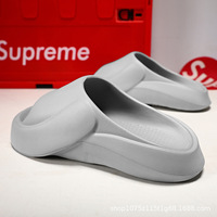 Sandales Sandales Sandales pour hommes pour la plage en mousse EVA souple et épaisse de créateur pour l'été avec logo personnalisé pour hommes Vente en gros
