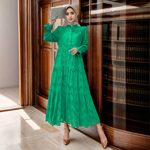 Robe longue ample à col brodé et dentelle ajourée, style sucré malaisien, pour femmes d'Asie du Sud-Est - Product Image 5