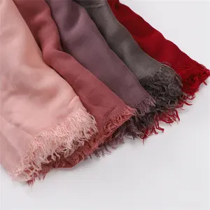 Hersteller Neueste 100% Rayon Damen Plissee Einfarbig Rayon Zweiköpfiges Kopftuch Atmungsaktiver weicher Hijabs-Schal