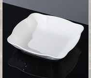 Assiette carrée en dentelle de 8 pouces
