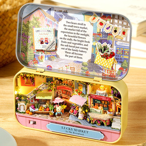 2023 DIY Miniatur Mainan Furnitur Teater Miniatur Rumah Boneka untuk Anak-anak