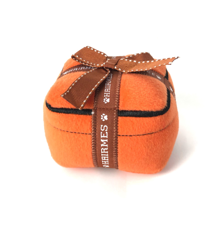 Caja de regalo naranja