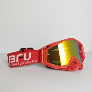 Masque de motocross personnalisé pour moto tout-terrain, protection UV, anti-poussière, léger, verres interchangeables, <span class=keywords><strong>cadre</strong></span> en PC pour l'extérieur - Product Image 5