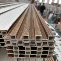 Panneaux muraux en fibre de bois de bambou ignifuges personnalisables 160x23 pour cloisons de bureaux commerciaux