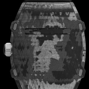 Reloj Mecánico de Lujo para Hombre, Ultraligero (38g), 47mm, con Esfera Ovalada, Tourbillon Volante y Caja de Fibra de Carbono - Product Image 2