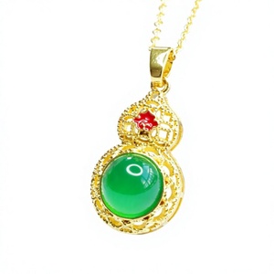 Collier pendentif en agate verte plaqué or, forme de calebasse, charme gourde creuse, style ethnique, bijou cadeau - Product Image 4