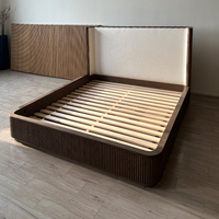 Lit en tissu personnalisé Byron, style vintage en velours, meubles de chambre à coucher en bois massif, style rustique européen, lits king size et queen size