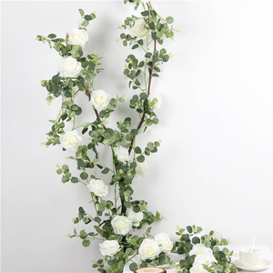 Shinhana Jun - Guirnalda de Rosas Artificiales de 2 m, Flores de Seda para Decoración de Bodas y Hogar, Hojas Verdes, Flores de Simulación - Product Image 3