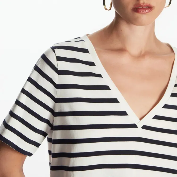Oem Customizable Summer Woman T-shirt V-neck Fashion Brand Sports Striped Crop Tops Women's T-shirt