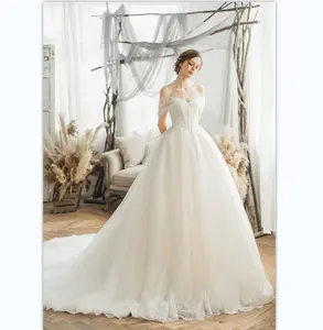 Váy cưới chính 2024 cô dâu mới cưới tàu lớn công chúa bầu trời đầy sao đơn giản giảm béo một đường vai váy cưới