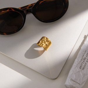 Floral <b>Ring</b> <b>Titanium</b> Steel Gold Plated Women's Fashion Jewelry Gift - Product Image 4