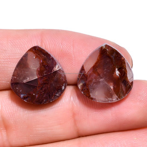 อัญมณีทรงหลังเบี้ยทรงผลึกสีแดงเรียบของ Phantom จากธรรมชาติคุณภาพสูง - Product Image 2