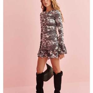 الأخضر الدمل الخريف أزياء النساء السيدات فساتين عارضة مثير اللباس مصغرة طويلة الأكمام المخملية فساتين السهرة مأدبة - Product Image 2