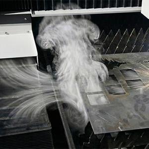 Machine de découpe laser à fibre entièrement fermée avec table d'échange, découpeuse laser CNC 6015 pour tôle métallique, couvercle de protection 6kW 12kW - Product Image 5