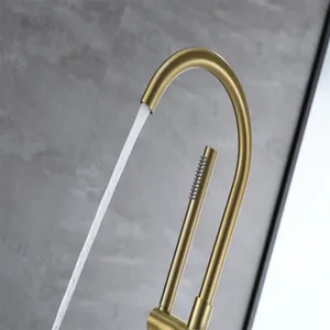 Luxurious Golden Water Shower Faucet Set Bathtub Faucet Mixer Floor Stand Bathtub Taps For Bathroom