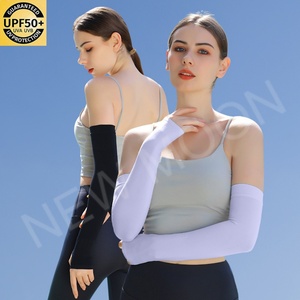 Customized UV-proof Fingerless Gloves for Outdoor Cycling, Ice Silk Arm Sleeves Fishing Gloves - Product Image 1