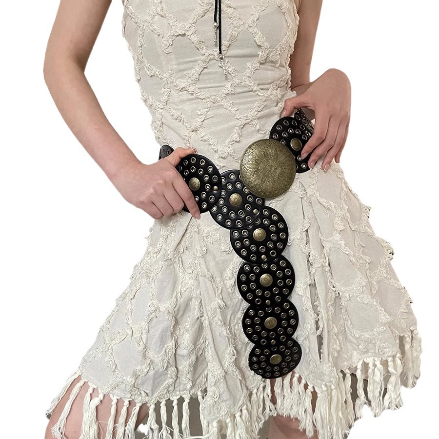 Wide Disc Leather Hollow-out Belt For Women & Odm Available Wide Disc Leather Hollow-out Belt For Women & Odm Available