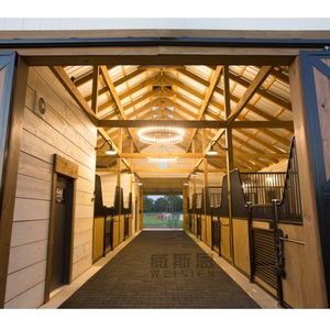 Panneaux préfabriqués durables de conception européenne pour chevaux Étable à chevaux en acier galvanisé Élégante écurie moderne pour chevaux de ferme - Product Image 4