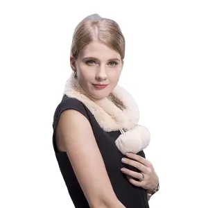 MWFur Women Fashion Short Style Women Rabbit Fur Collar with Pompoms OEM Custom Made Hand Knit Rex Rabbit Fur Scarf