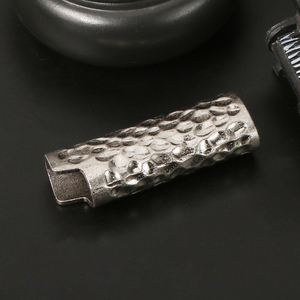 Estuche para Encendedor de Metal Vintage Futeng, Diseño de Cráter de Meteorito, Venta al por Mayor, Soporte para Encendedor 3D, Accesorio de Alta Gama, Apto para Encendedores J6 - Product Image 5