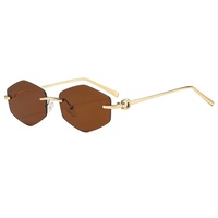 7824 Lunettes de soleil tendance à monture intégrale et bords coupés en forme de diamant, pour hommes et femmes, personnalisées, protection UV400, classiques et universelles