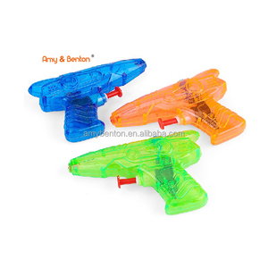 Pistolet à eau miniature multicolore pour enfants, jouet pour la piscine, le sable et les jeux en plein air - Product Image 4