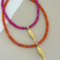Collier ras du cou tendance en perles de pierres précieuses colorées avec pendentif poisson en or 18 carats, style océan, pour femme, bijoux décontractés de plage
