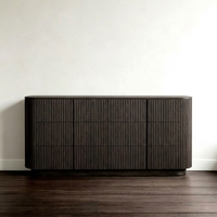 Commode moderne à 6 tiroirs en bois clair à grain vertical pour le rangement du salon et de la chambre