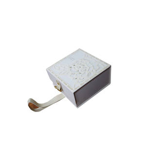 กล่องชุดของขวัญออกแบบเองได้สำหรับธุรกิจขนาดเล็กพร้อมที่จับ - Product Image 3