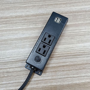 مقبس كهربائي قابل للتركيب على السطح مع منفذين USB للشحن وحماية من الحمل الزائد للخزائن وسطح الطاولة - Product Image 5