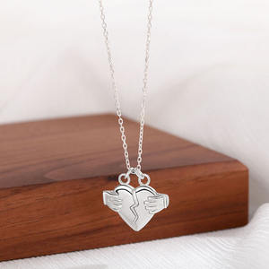 À la mode et vente chaude 925 en argent Sterling embrasser coeur brisé femmes pendentif collier bijoux haut de gamme en gros - Product Image 2