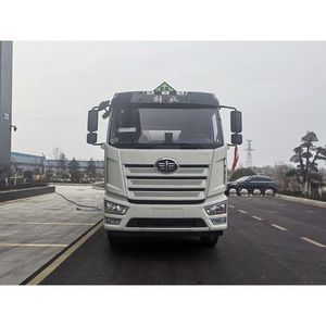 6X2 Large Logistics <b>Hub</b> Fuel Distribution Custom Emission and Steering Made in China ISO CCC Certified Fuel Tank Truck - Product Image 2