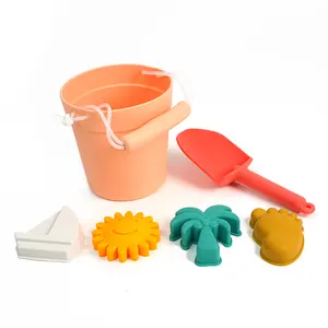 Material de entorno libre de BPA, juguete para bebé, modelo en forma de helado y patrón de cangrejo, juego de juguetes de playa de silicona