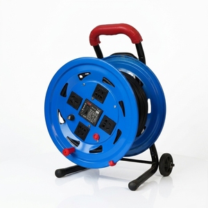 Enrouleur de câble <span class=keywords><strong>professionnel</strong></span> étanche à 4 prises avec protection contre les fuites et disjoncteur - Product Image 2