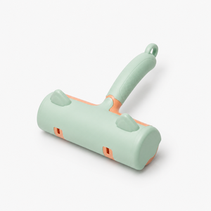 Rouleau anti-poils auto-nettoyant réutilisable pour chiens et chats - Product Image 1