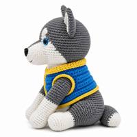Offre Spéciale : Peluche Chien Gris Tricoté Personnalisable – Vente en Gros de Chien Gris en Peluche Tricoté avec Vêtements