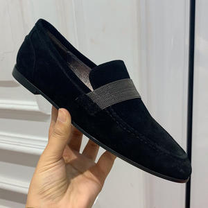 Chaussures de luxe en vraie fourrure pour hommes et femmes BC Printemps Automne Nouveauté Daim Rétro Respirantes Faites à la main Chaîne perlée Semelle intermédiaire EVA Tendance - Product Image 1