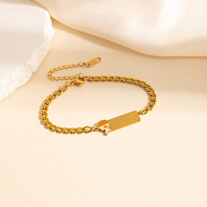 Großhandel Gravierbares Edelstahl-Armband 18K PVD Vergoldet Anlaufbeständig Personalisierter Name Logo Maßgefertigter Schmuck für Geschenke - Product Image 4