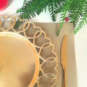 <span class=keywords><strong>Assiettes</strong></span> de présentation rondes de luxe vintage dorées fantaisie de 13 pouces en plastique pour la décoration de table de mariage, de fête, d'événement ou de restaurant - Product Image 3
