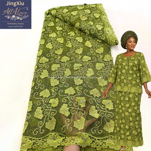Tissu en dentelle de tulle brodé de perles et de strass floraux 3D vert olive pour robes de mariée nigérianes Aso Ebi - Product Image 1